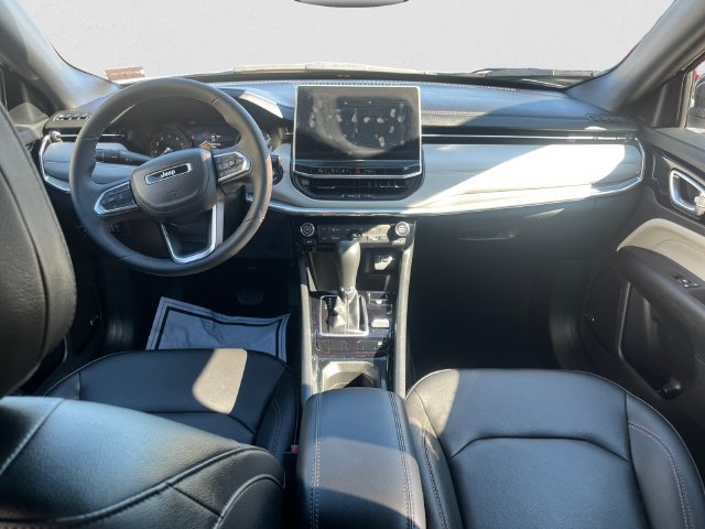 Used 2024 Jeep Compass Limited w/ Sun and Sound Group AWD/4WD image 10