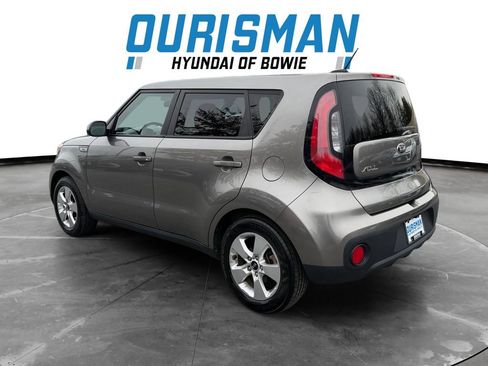 Used 2017 Kia Soul image 4