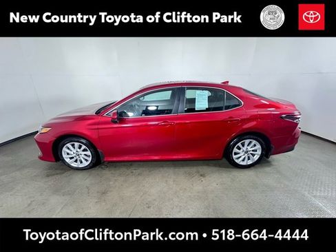 Used 2023 Toyota Camry LE image 6