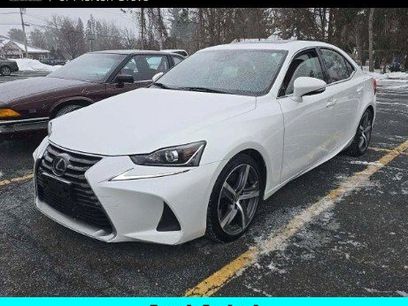 Used 2018 Lexus IS 300 AWD w/ Comfort Package