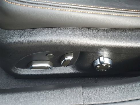 Used 2022 Cadillac CT5 V w/ Premium Package image 28