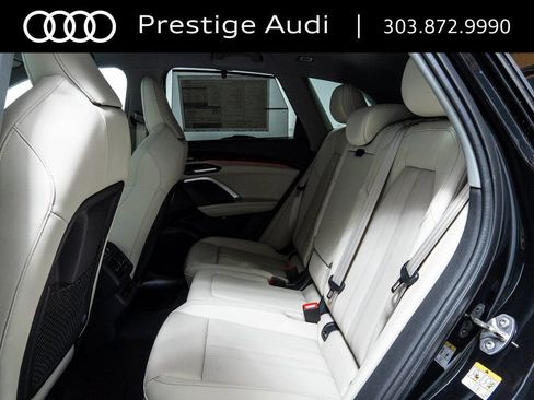 Used 2025 Audi Q5 Prestige AWD/4WD image 26