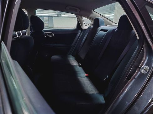 Used 2015 Nissan Sentra SV w/ Cold Weather Package FWD image 22