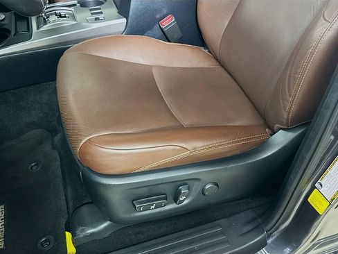 Used 2022 Toyota 4Runner Limited AWD/4WD image 20