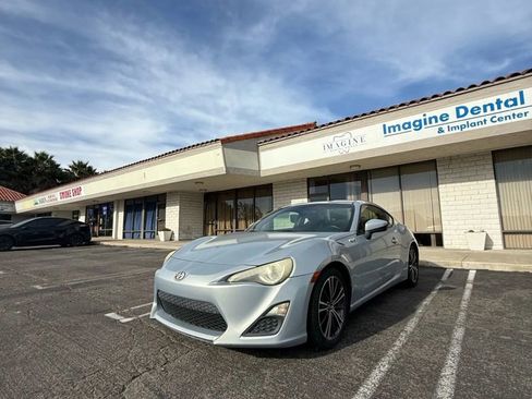 Used 2013 Scion FR-S 10 Series image 3