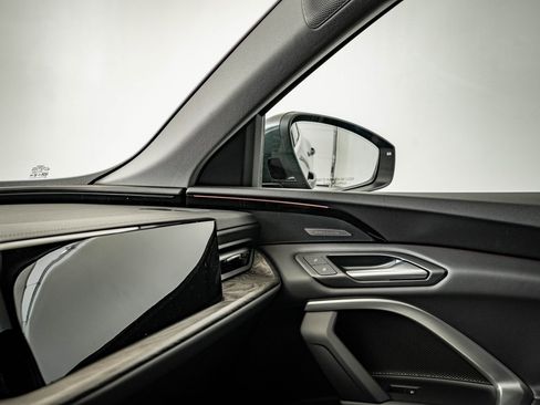 New 2025 Audi Q5 2.0T Premium Plus image 35