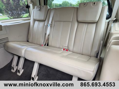 Used 2017 Lincoln Navigator Reserve AWD/4WD image 15