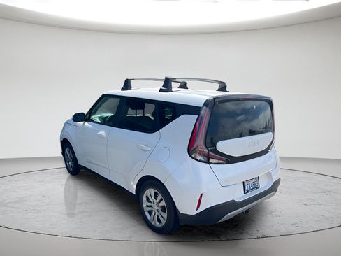 Used 2023 Kia Soul LX FWD image 5