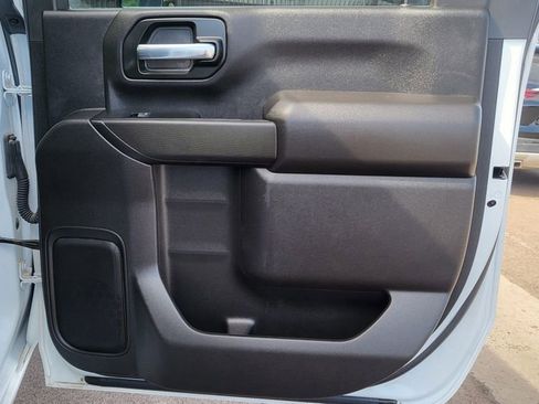 Used 2024 GMC Sierra 2500 Pro AWD/4WD image 16