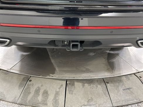 Used 2025 Volkswagen Atlas SE AWD/4WD image 32