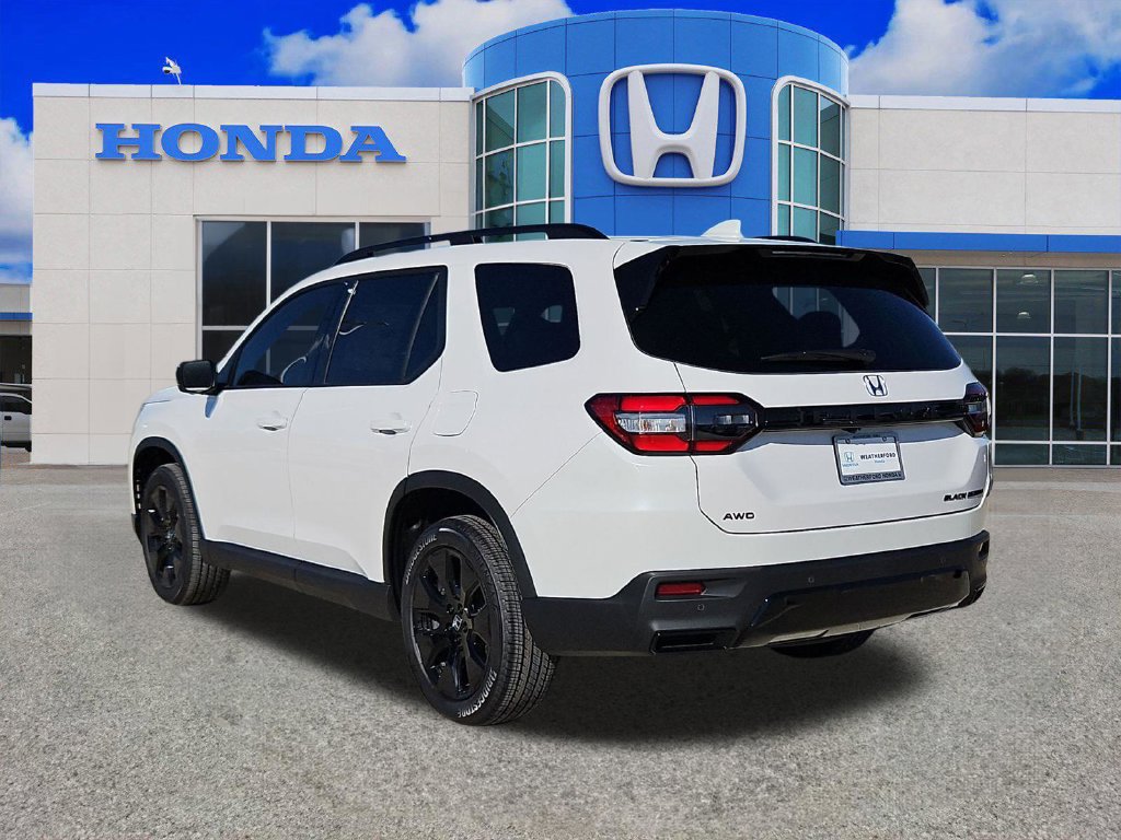 New 2026 Honda Pilot Black Edition image 5