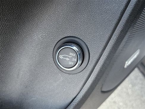 Used 2020 Chevrolet Blazer RS image 13