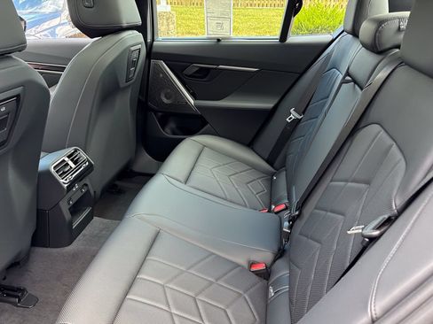 New 2027 BMW 550e xDrive w/ Executive Package AWD/4WD image 36