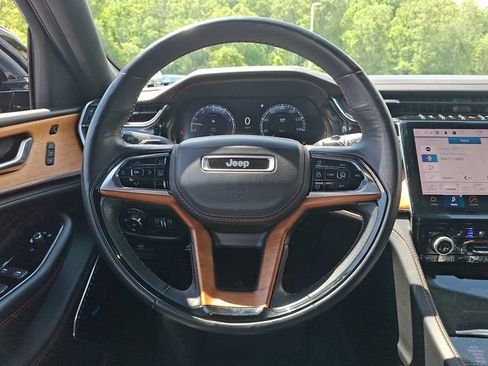 Used 2022 Jeep Grand Cherokee L Summit AWD/4WD image 19