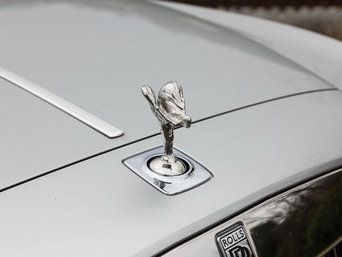 Used 2013 Rolls-Royce Ghost image 19