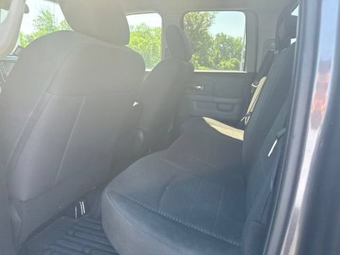 Used 2019 RAM 1500 Warlock AWD/4WD image 5