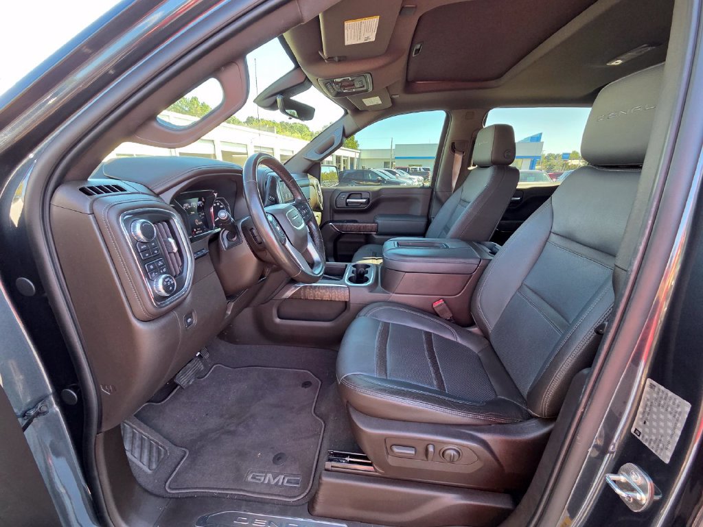 Used 2019 GMC Sierra 1500 Denali w/ Denali Ultimate Package AWD/4WD image 17