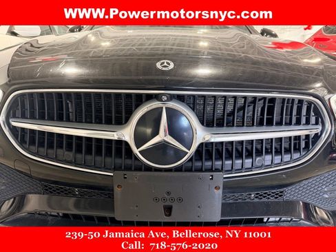 Used 2022 Mercedes-Benz C 300 4MATIC Sedan w/ Pinnacle Trim Package image 8