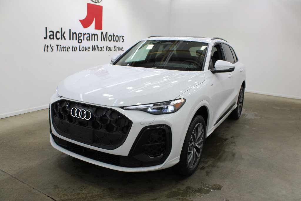 New 2026 Audi Q5 Premium Plus AWD/4WD image 2
