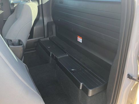 Used 2017 Toyota Tacoma SR image 23