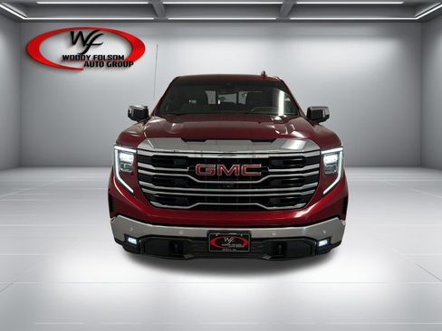 Used 2023 GMC Sierra 1500 SLT w/ SLT Premium Package AWD/4WD image 2