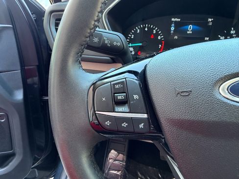 Used 2022 Ford Escape SE w/ Convenience Package FWD image 29