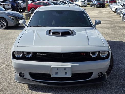 Used 2022 Dodge Challenger R/T Scat Pack w/ Shaker Package image 3