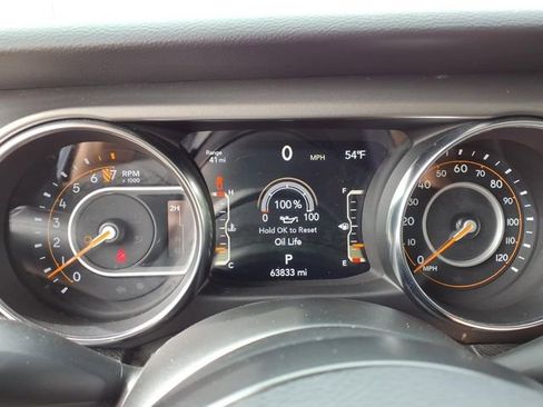 Used 2023 Jeep Gladiator Sport AWD/4WD image 24