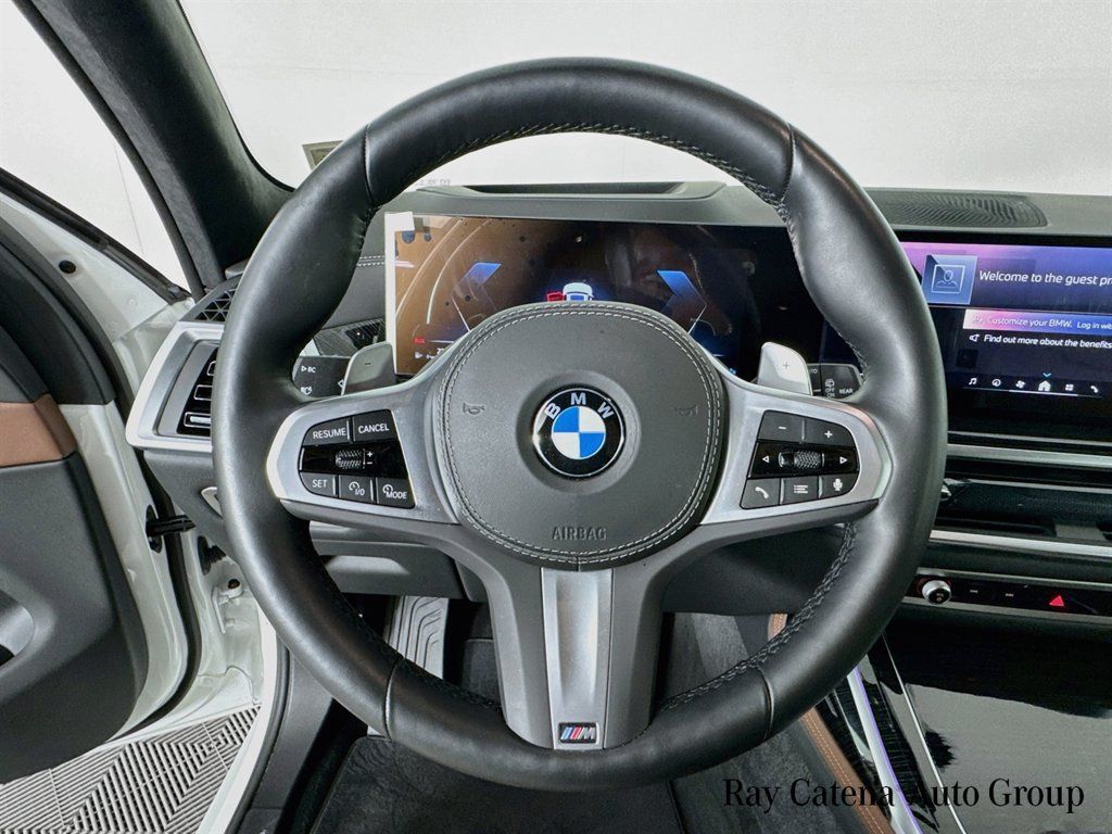 Used 2026 BMW X7 xDrive40i w/ Executive Package AWD/4WD image 11