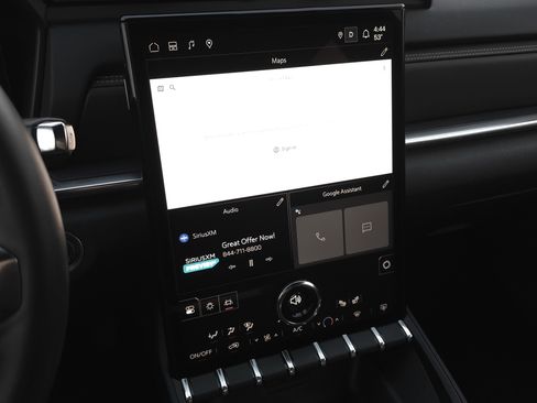 Used 2025 GMC Terrain Elevation image 18