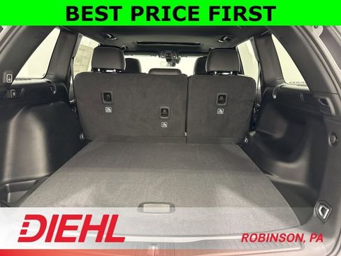 New 2026 Jeep Grand Cherokee Altitude AWD/4WD image 9