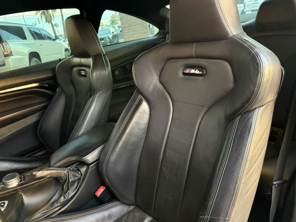 Used 2018 BMW M4 Coupe RWD image 38