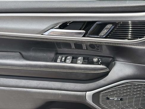 New 2026 Jeep Grand Wagoneer Limited w/ Premium Group II AWD/4WD image 24