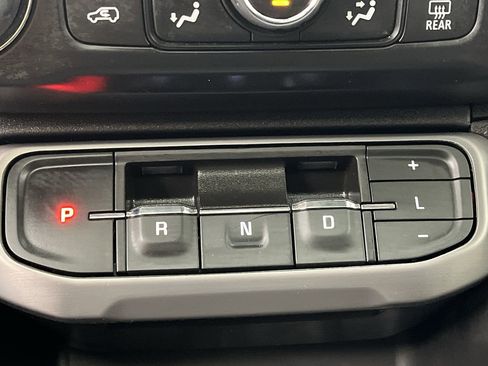 Certified 2023 GMC Acadia AT4 w/ Preferred Package image 28