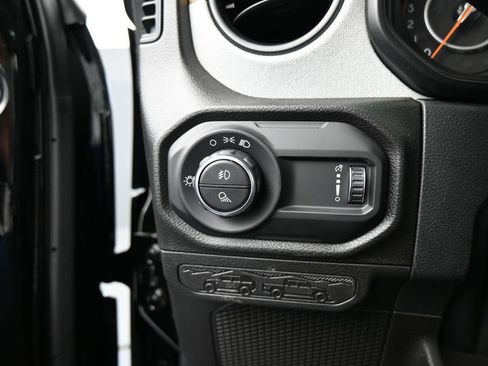 New 2026 Jeep Gladiator Sport image 24