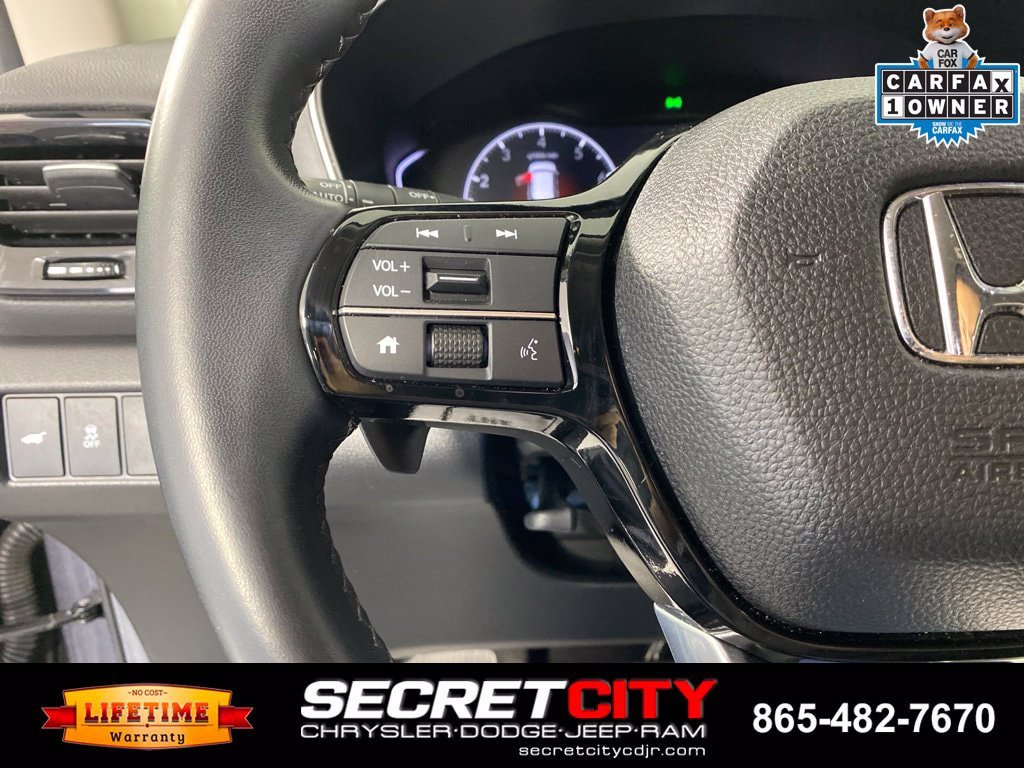 Used 2025 Honda Pilot EX-L image 14