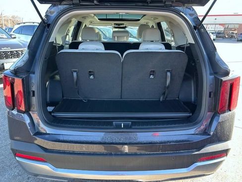 New 2025 Kia Sorento S w/ Panoramic Sunroof Package AWD/4WD image 4