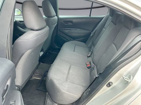 Used 2024 Toyota Corolla LE FWD image 28
