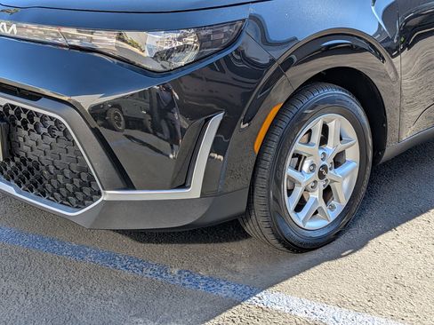 Used 2024 Kia Soul LX w/ Option Group 015 image 10