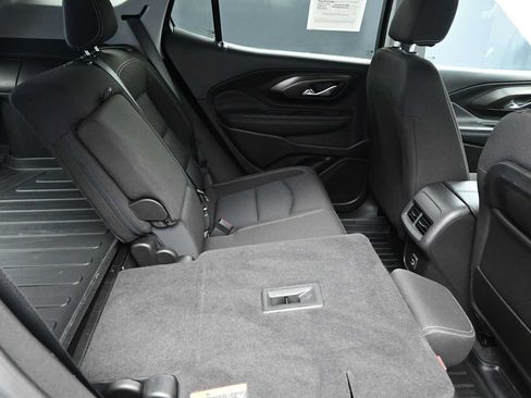 Used 2022 GMC Terrain SLE w/ Driver Convenience Package AWD/4WD image 37