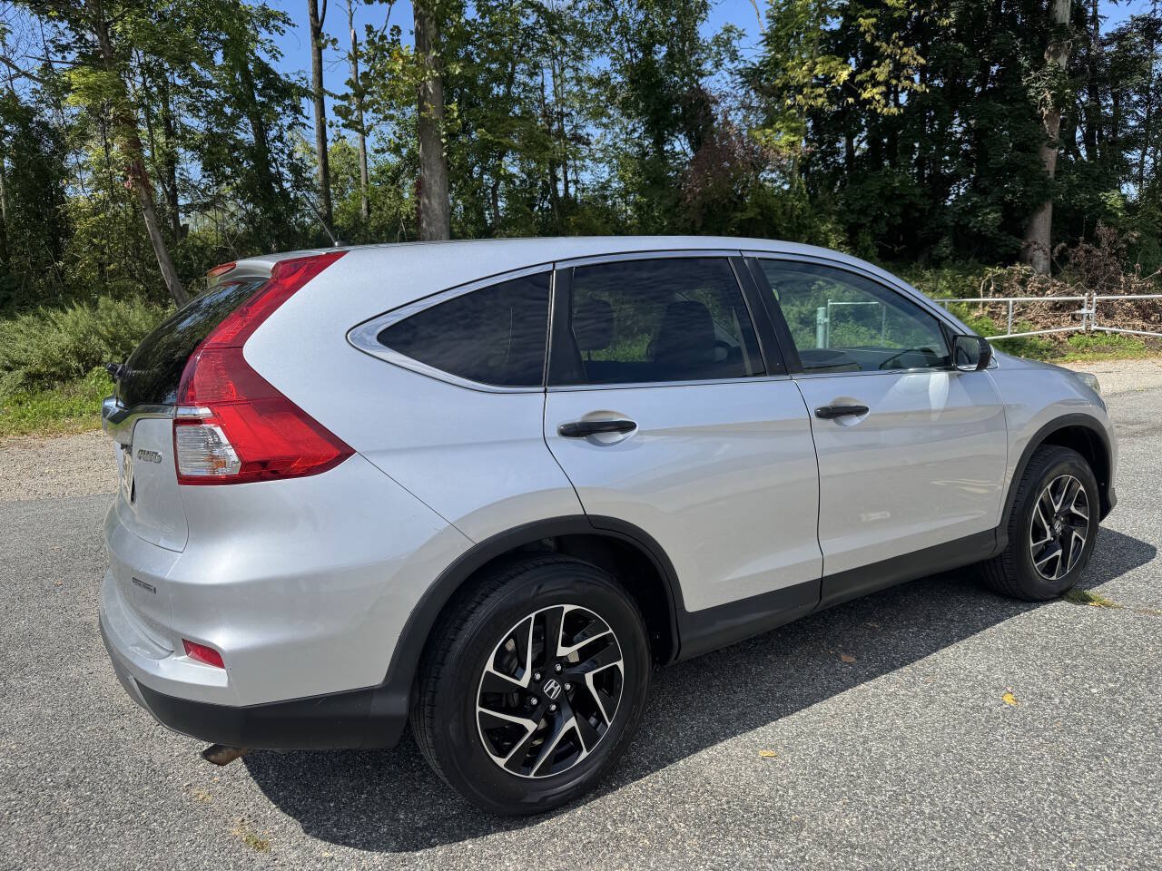 Used 2016 Honda CR-V SE image 6