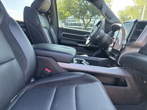 Used 2023 RAM 1500 Laramie AWD/4WD image 10