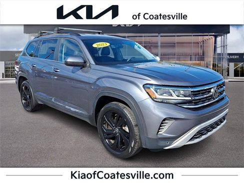 Used 2023 Volkswagen Atlas SE image 1