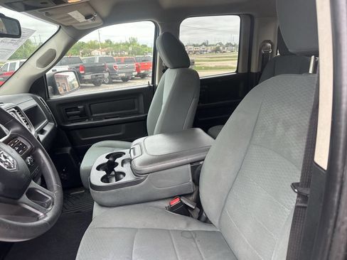Used 2015 RAM 1500 Express w/ Black Ram 1500 Express Group AWD/4WD image 11