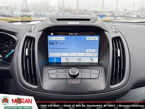 Used 2017 Ford Escape SE w/ Equipment Group 201A image 17