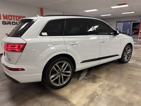 Used 2018 Audi Q7 3.0T Prestige w/ Prestige Package AWD/4WD image 17