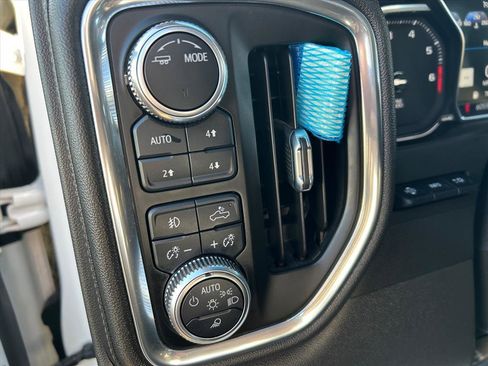 Used 2022 GMC Sierra 1500 SLT image 24