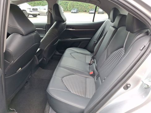 Used 2024 Toyota Camry SE FWD image 10