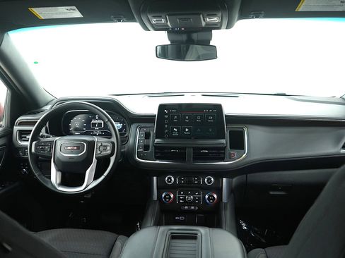 Used 2023 GMC Yukon SLE AWD/4WD image 14