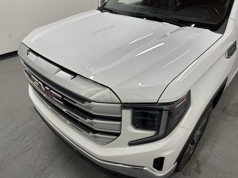 Used 2024 GMC Sierra 1500 SLE image 25
